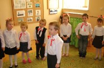 Obchody Święta Niepodległości - przedszkole w Grądach