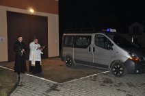 Poświęcenie nowego samochodu strażackiego w Grądach